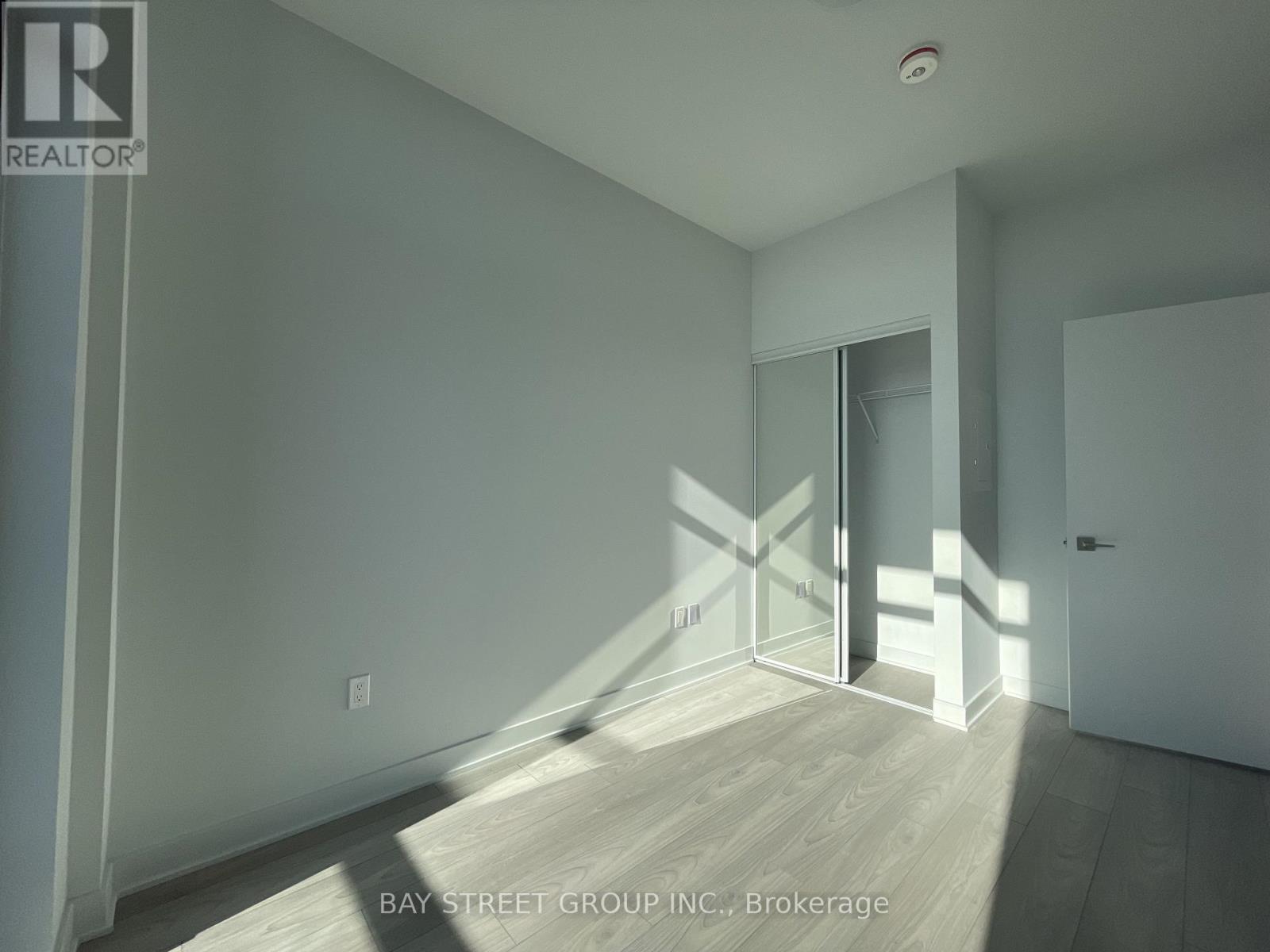 3203 - 2920 Highway 7, Vaughan, Ontario  L4K 0P4 - Photo 4 - N12672648