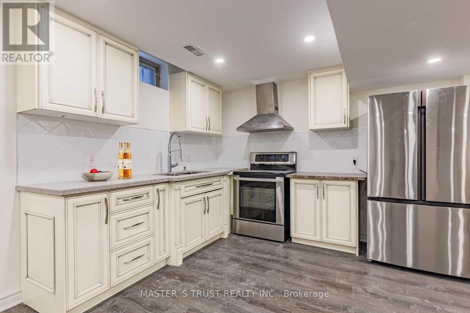 Bsmt - 233 Shelbourne Drive, Vaughan, Ontario  L4H 0J4 - Photo 2 - N12672662