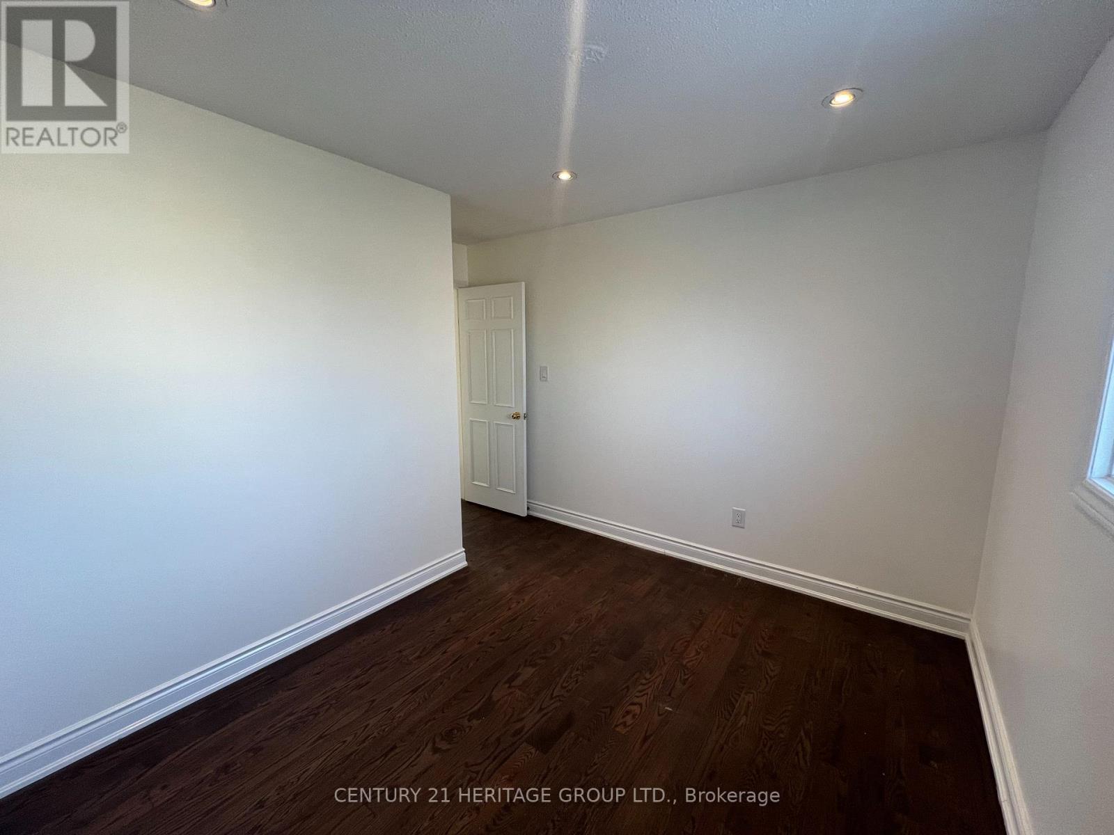 160 Don Head Village Boulevard, Richmond Hill, Ontario  L4C 7P9 - Photo 11 - N12672696