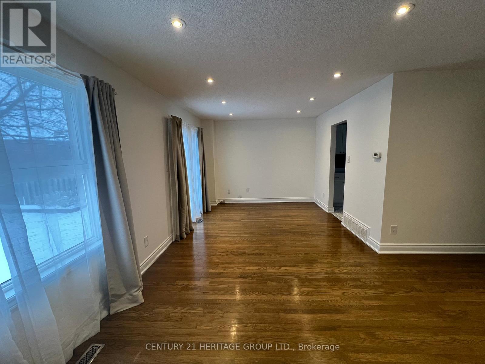 160 Don Head Village Boulevard, Richmond Hill, Ontario  L4C 7P9 - Photo 14 - N12672696