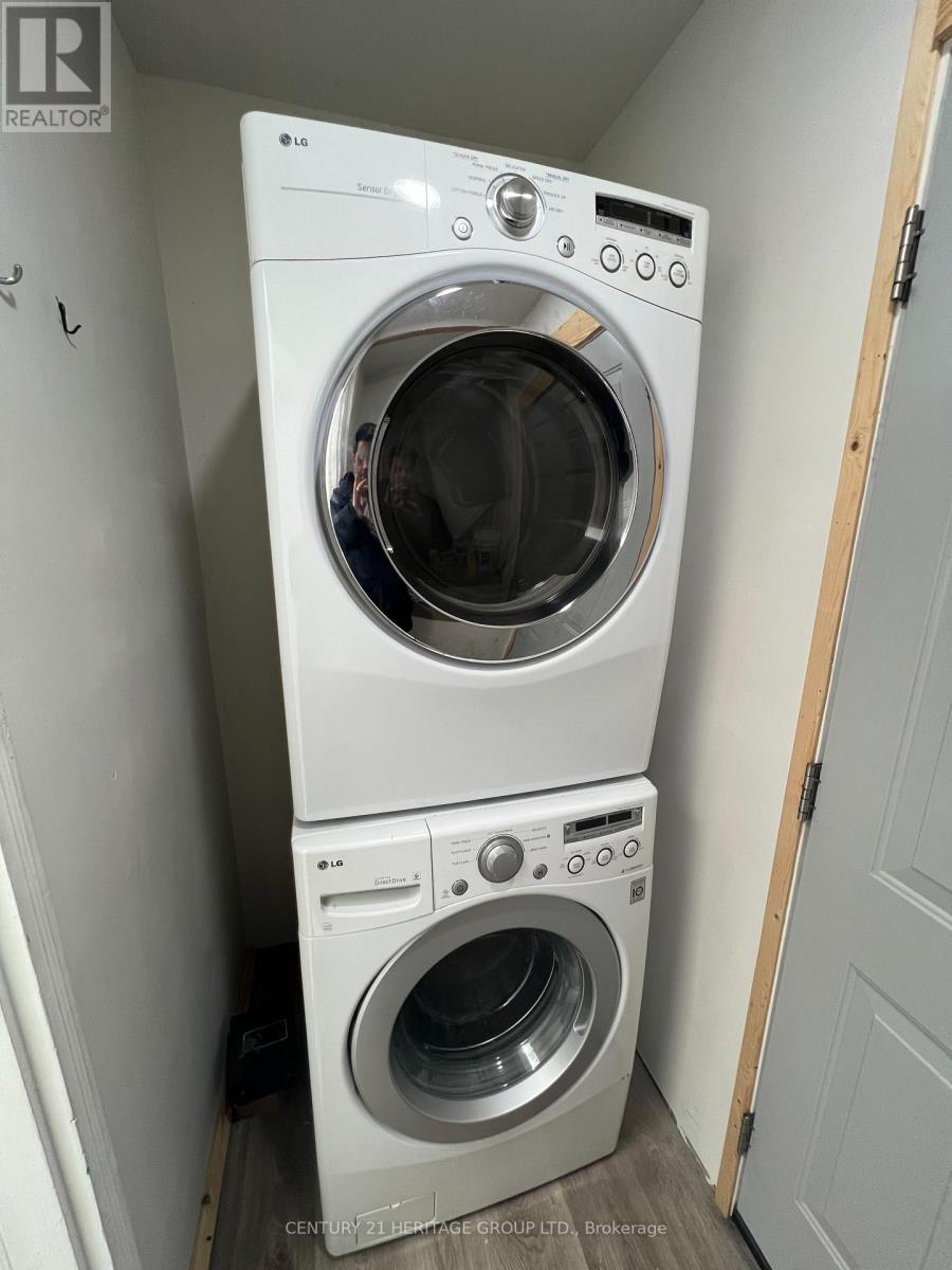 160 Don Head Village Boulevard, Richmond Hill, Ontario  L4C 7P9 - Photo 8 - N12672696