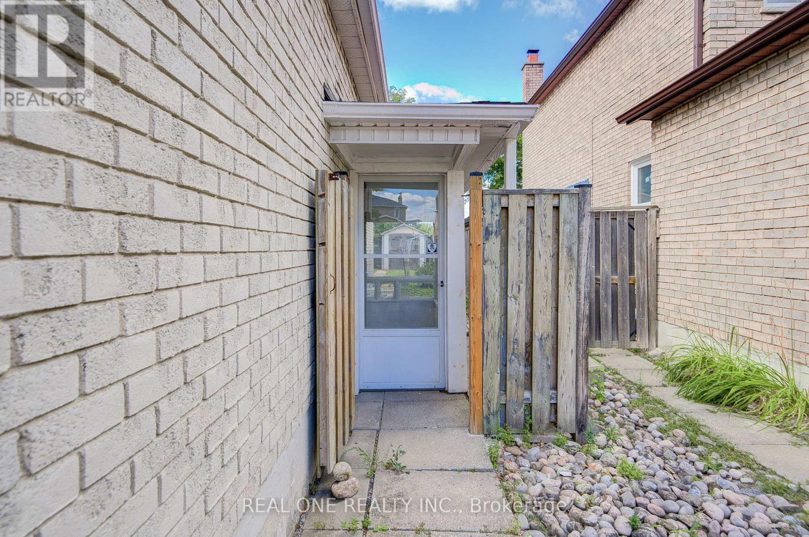 58 Elson Street, Markham, Ontario  L3S 1Y7 - Photo 44 - N12672730