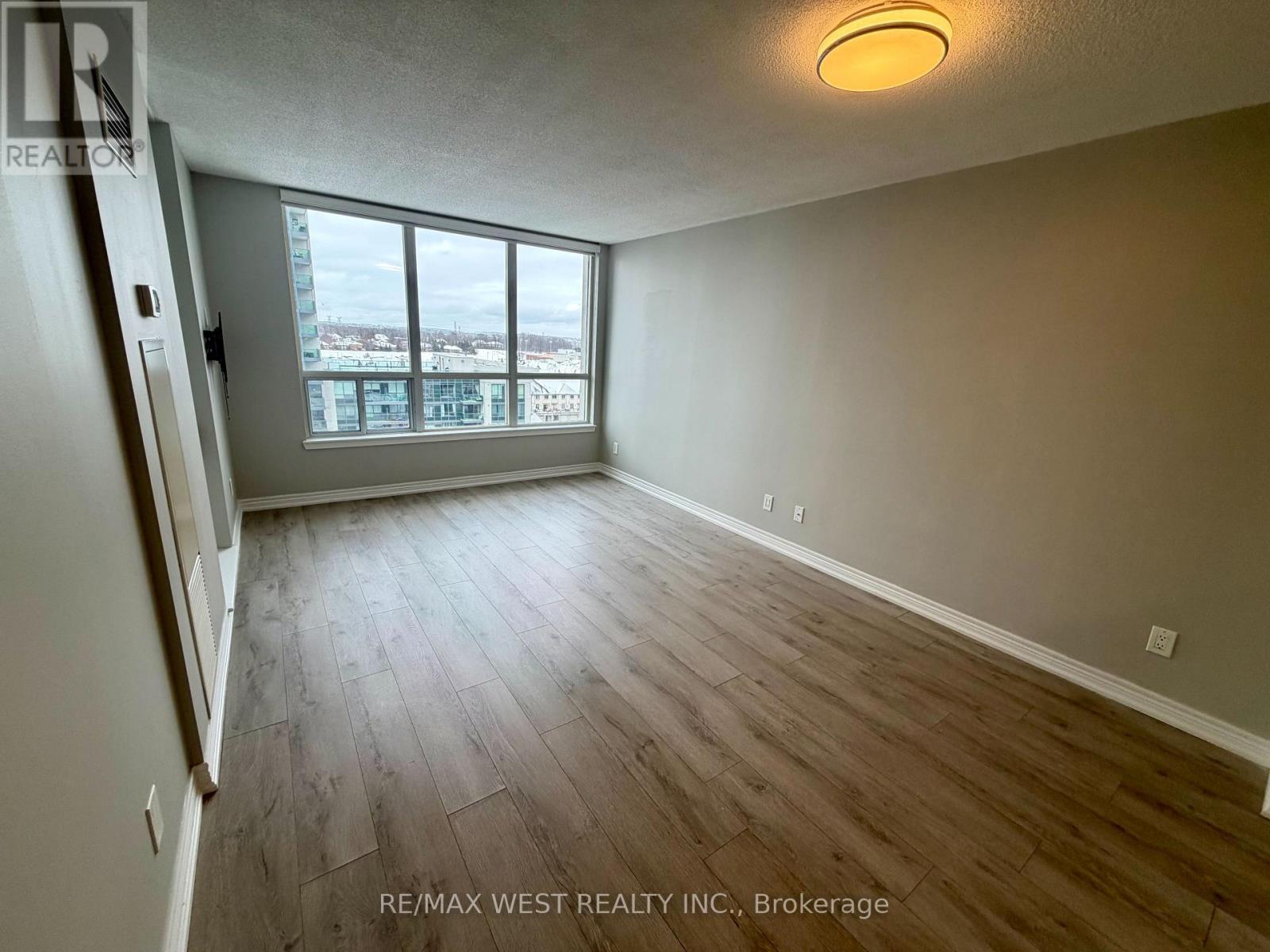 810 - 60 Disera Drive, Vaughan, Ontario  L4J 9G1 - Photo 11 - N12672780