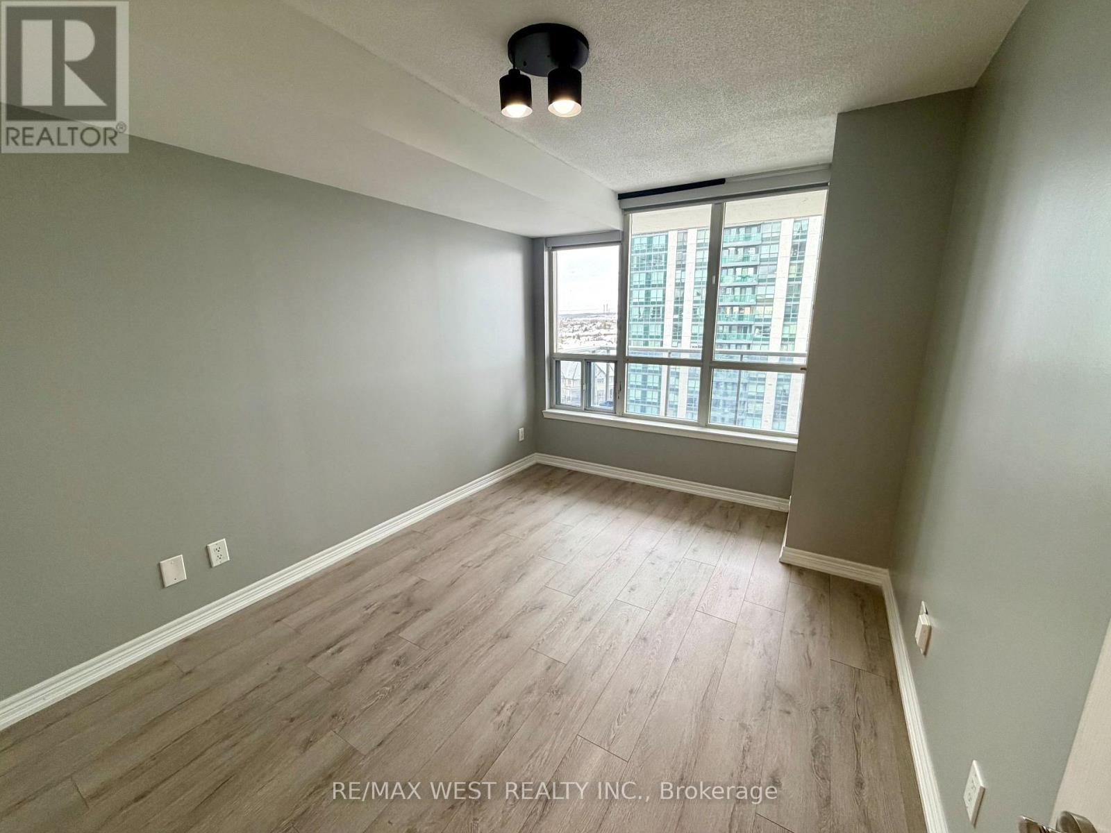 810 - 60 Disera Drive, Vaughan, Ontario  L4J 9G1 - Photo 22 - N12672780