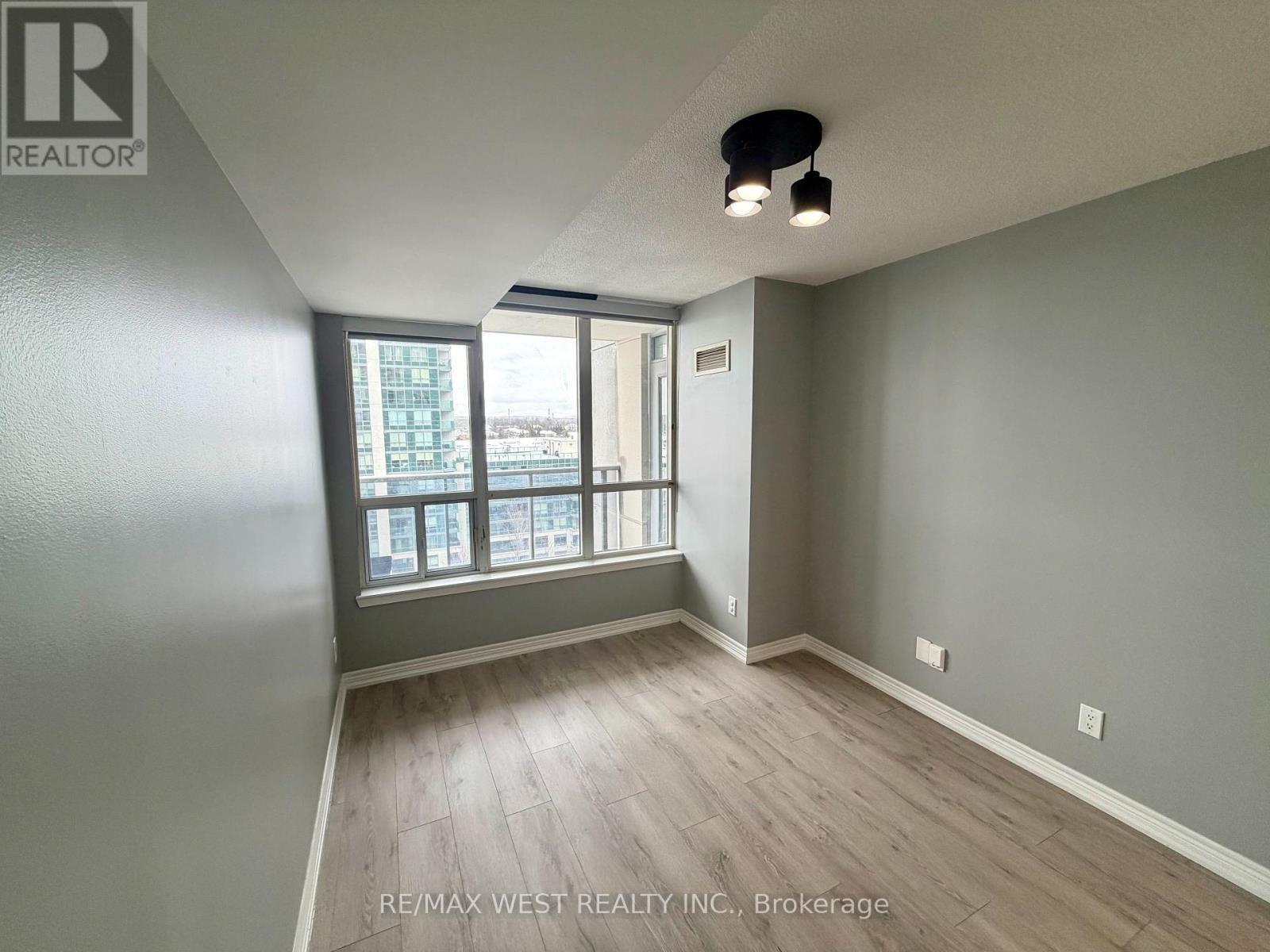 810 - 60 Disera Drive, Vaughan, Ontario  L4J 9G1 - Photo 24 - N12672780