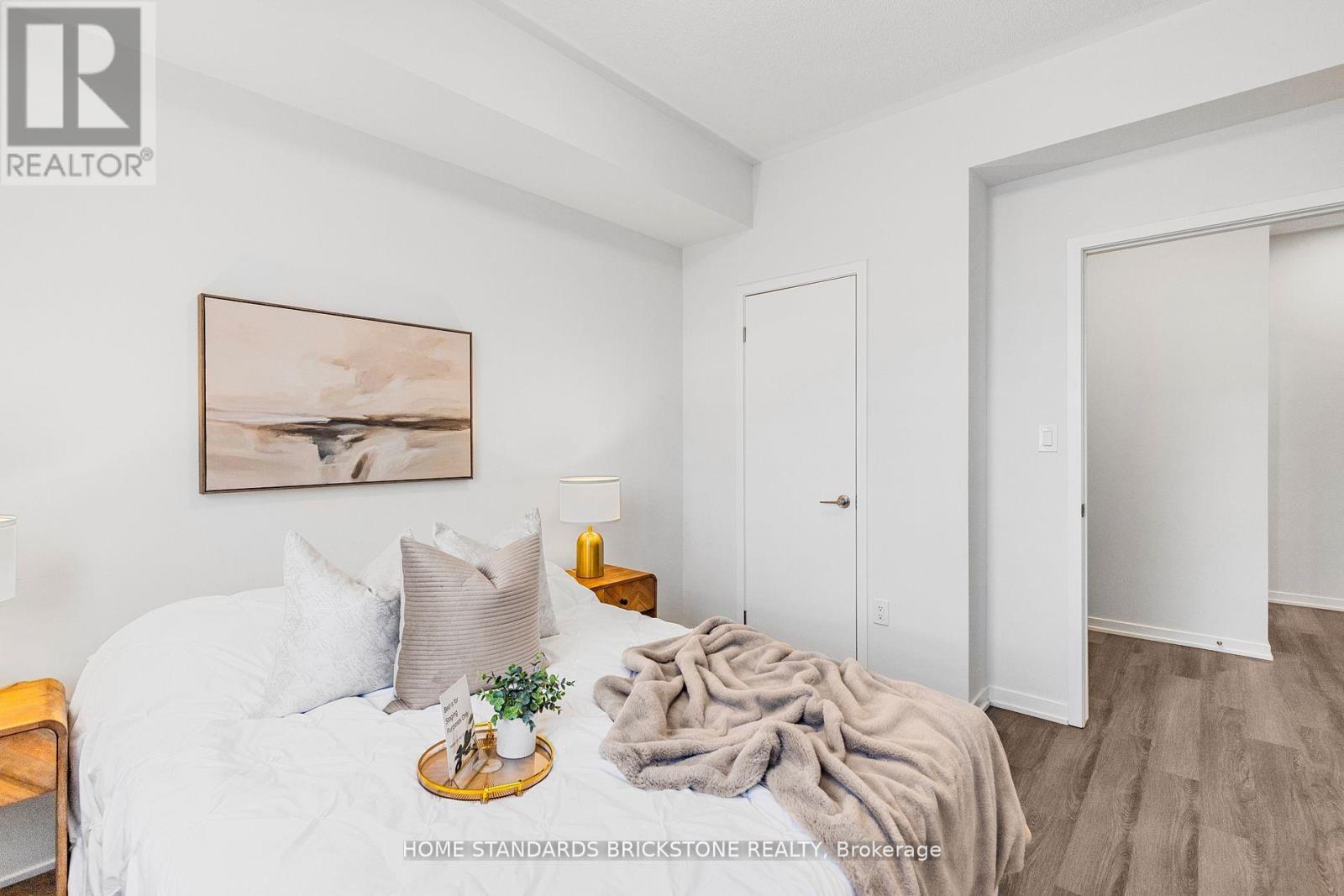 366 - 90 Honeycrisp Crescent, Vaughan, Ontario  L4K 0N7 - Photo 16 - N12672800