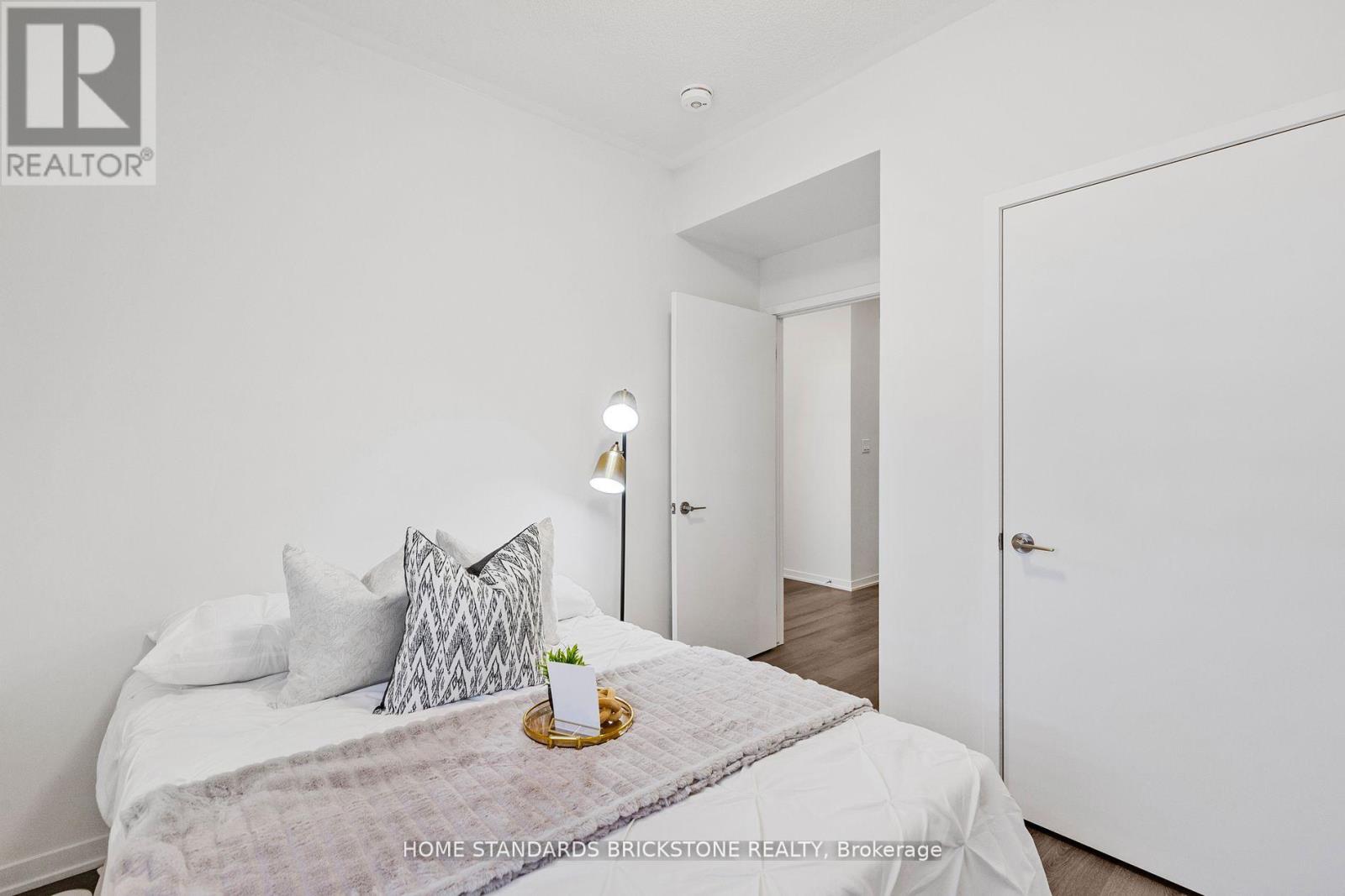 366 - 90 Honeycrisp Crescent, Vaughan, Ontario  L4K 0N7 - Photo 17 - N12672800