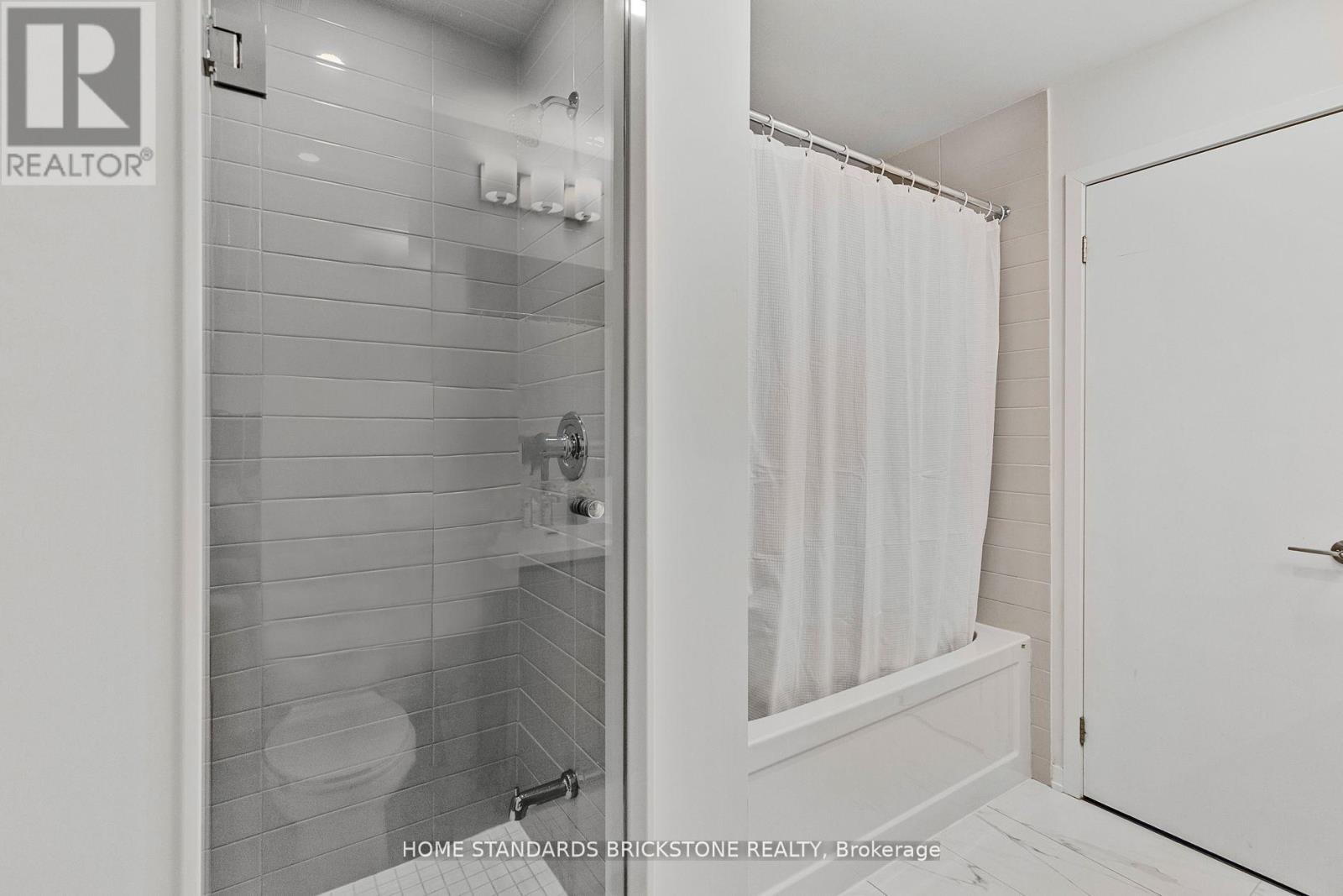 366 - 90 Honeycrisp Crescent, Vaughan, Ontario  L4K 0N7 - Photo 25 - N12672800