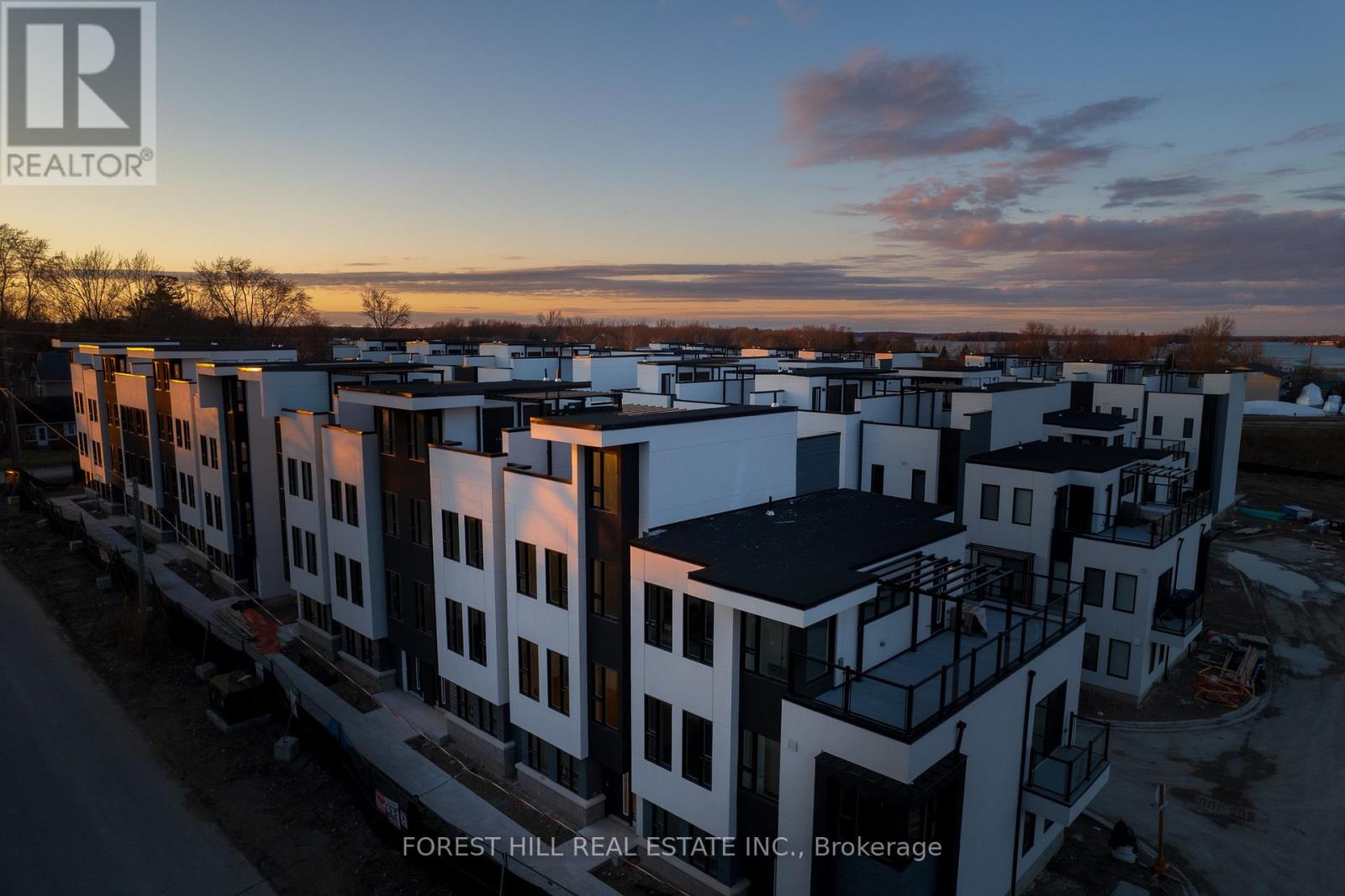 20 Bru Lor Lane, Orillia, Ontario  L3V 8P4 - Photo 3 - S12672614