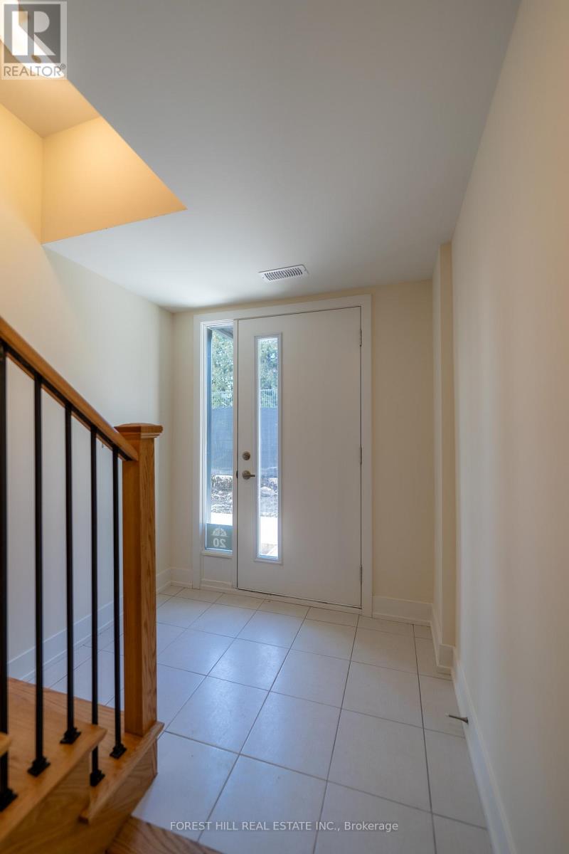 20 Bru Lor Lane, Orillia, Ontario  L3V 8P4 - Photo 5 - S12672614