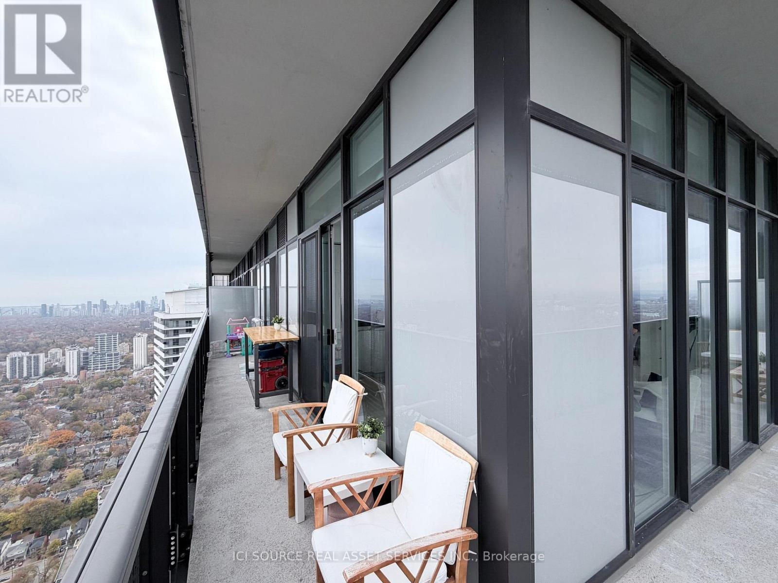 5807 - 8 Eglinton Avenue E, Toronto, Ontario  M4P 0C1 - Photo 6 - C12596608