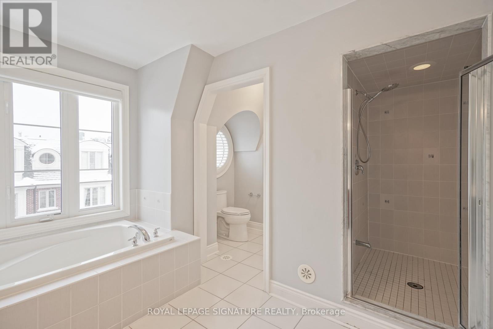 9 Johnson Farm Lane, Toronto, Ontario  M2N 0G6 - Photo 29 - C12672626