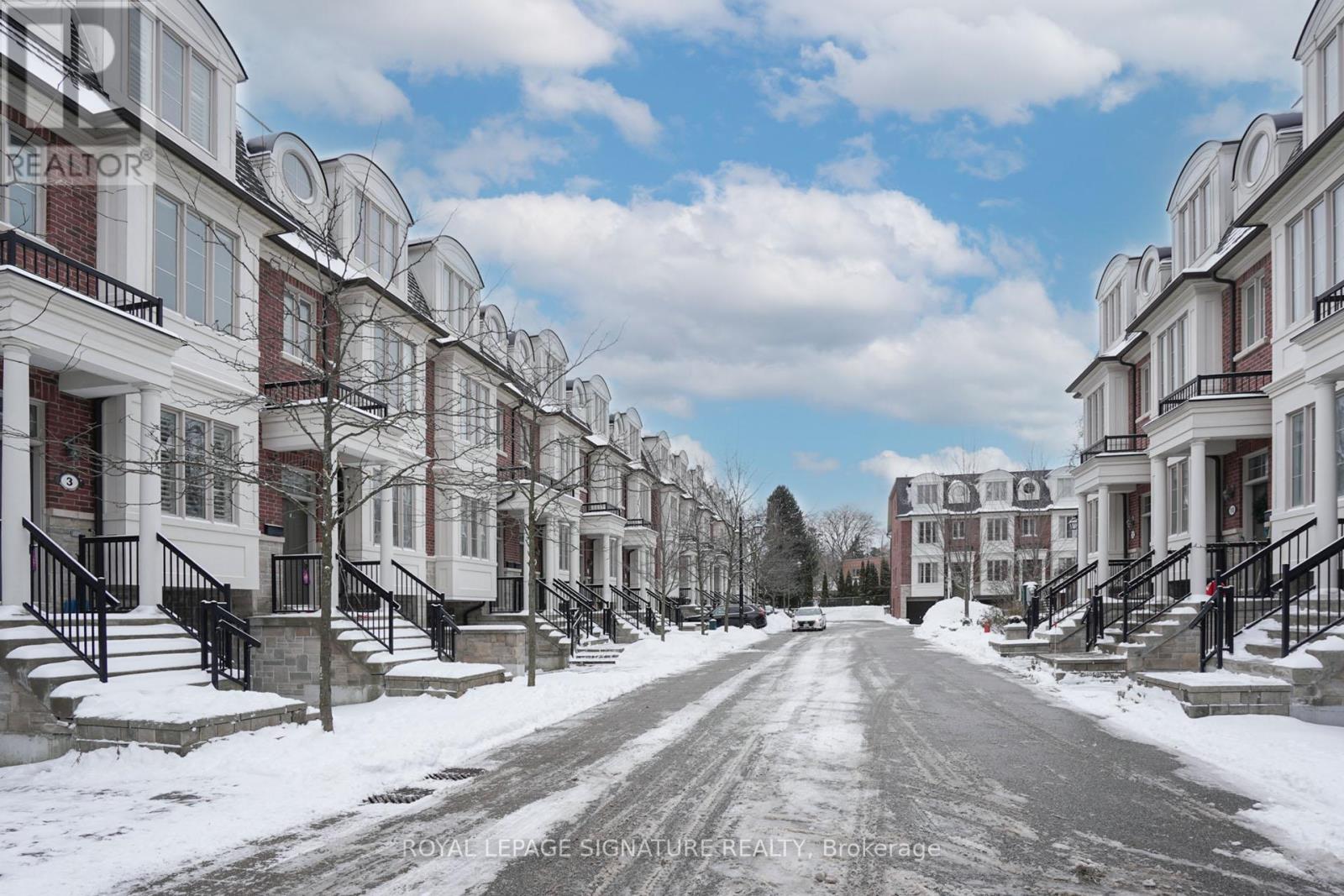 9 Johnson Farm Lane, Toronto, Ontario  M2N 0G6 - Photo 39 - C12672626