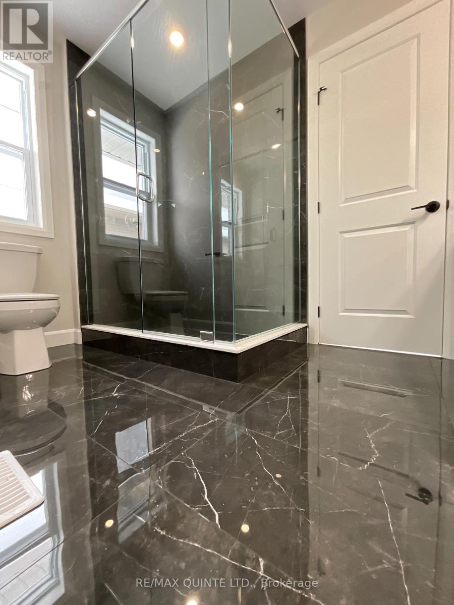 120 Hastings Park Drive, Belleville (Belleville Ward), Ontario  K8P 0J4 - Photo 10 - X12672060