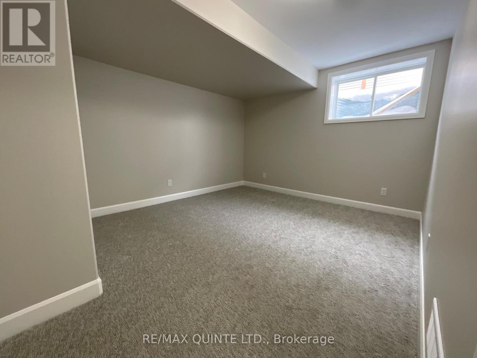 120 Hastings Park Drive, Belleville (Belleville Ward), Ontario  K8P 0J4 - Photo 17 - X12672060