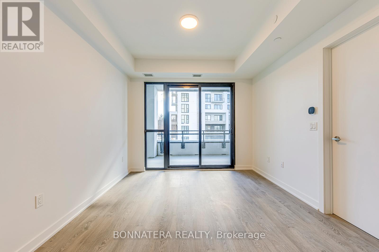 210 - 720 Whitlock Avenue, Milton, Ontario  L9E 2B5 - Photo 14 - W12672584