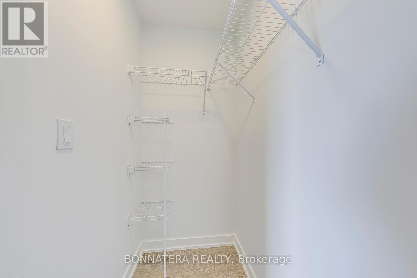 210 - 720 Whitlock Avenue, Milton, Ontario  L9E 2B5 - Photo 23 - W12672584