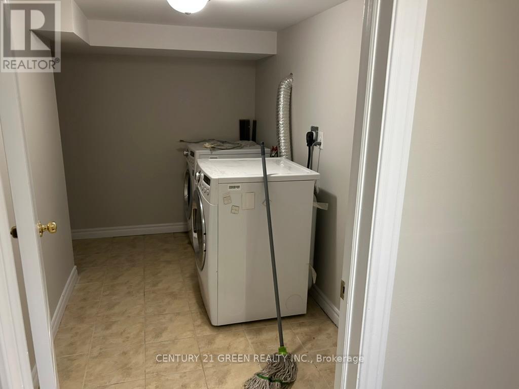 Bsmt - 3156 Seabright Drive, Mississauga, Ontario  L5M 0B4 - Photo 15 - W12672594