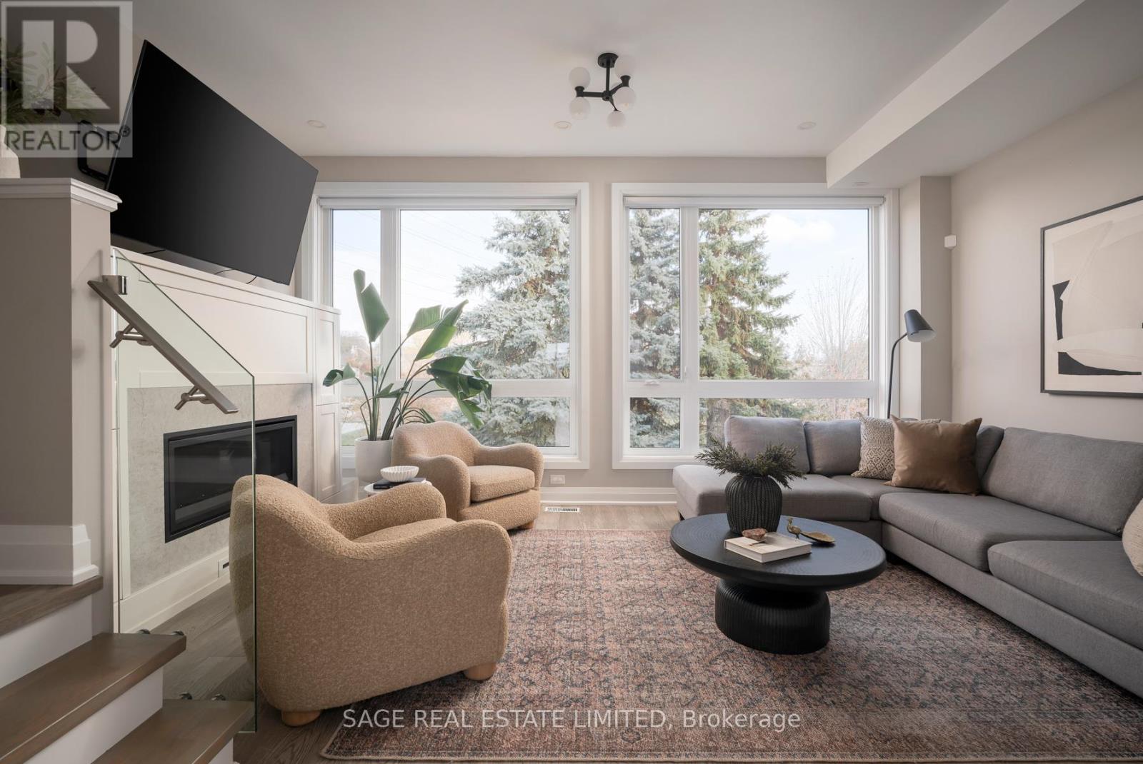 101 Beaver Avenue, Toronto, Ontario  M6H 2G3 - Photo 6 - W12672602