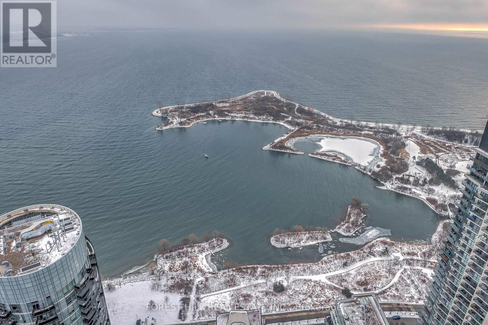 Ph 104 - 38 Annie Craig Drive, Toronto, Ontario  M8V 0G9 - Photo 36 - W12672666