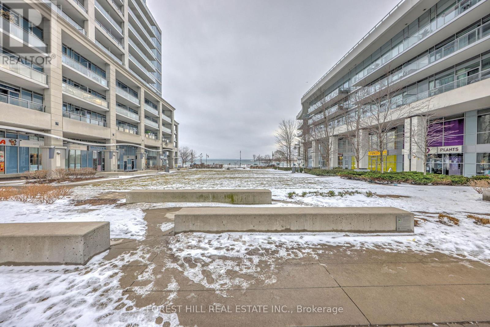 Ph 104 - 38 Annie Craig Drive, Toronto, Ontario  M8V 0G9 - Photo 39 - W12672666