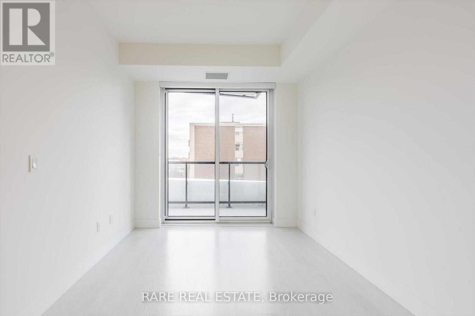 502 - 60 Central Park Road Way, Toronto, Ontario  M9A 3K1 - Photo 10 - W12672684