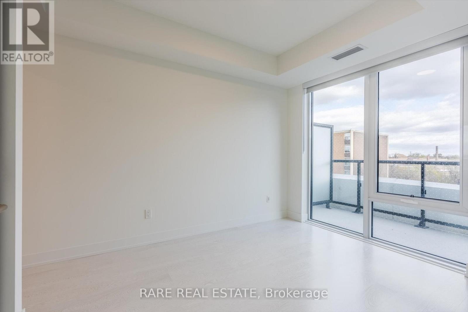 502 - 60 Central Park Road Way, Toronto, Ontario  M9A 3K1 - Photo 11 - W12672684