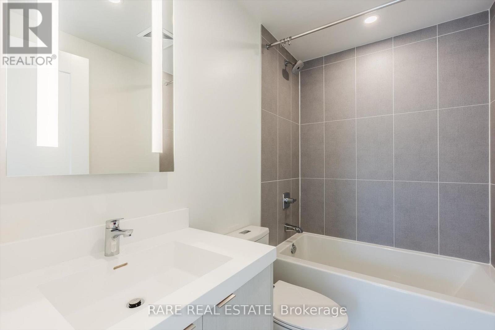 502 - 60 Central Park Road Way, Toronto, Ontario  M9A 3K1 - Photo 12 - W12672684