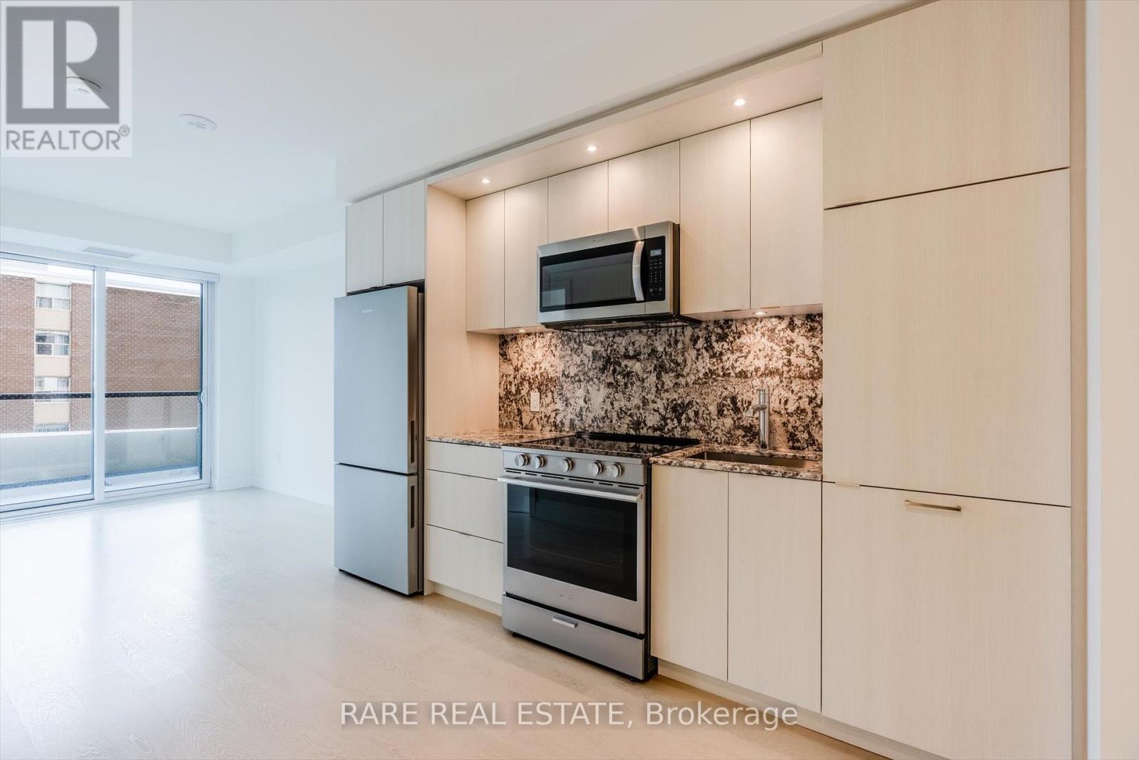 502 - 60 Central Park Road Way, Toronto, Ontario  M9A 3K1 - Photo 3 - W12672684