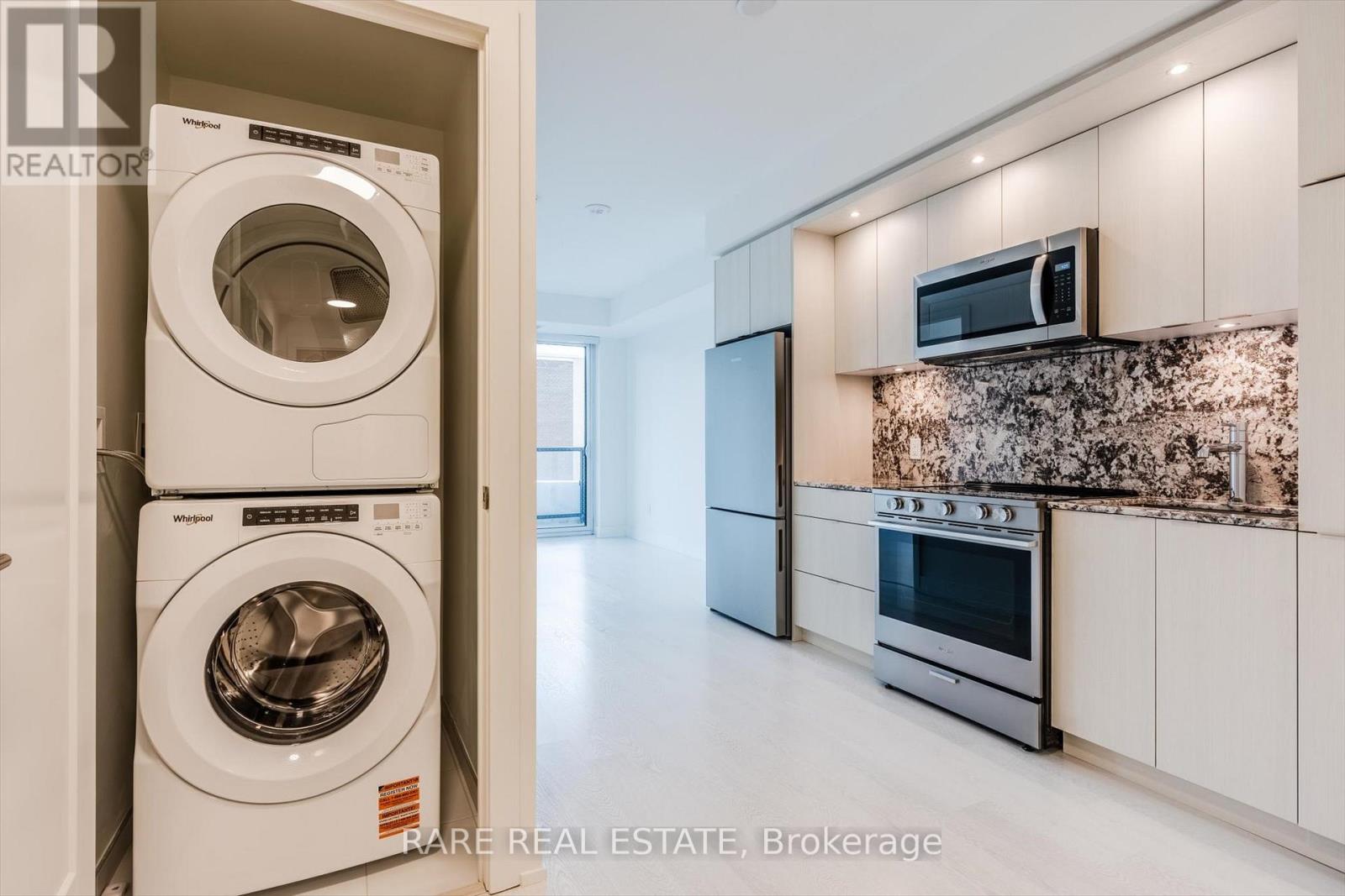 502 - 60 Central Park Road Way, Toronto, Ontario  M9A 3K1 - Photo 5 - W12672684