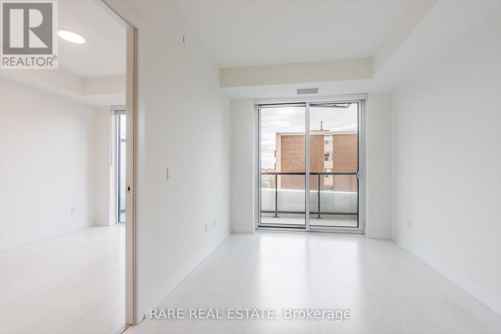 502 - 60 Central Park Road Way, Toronto, Ontario  M9A 3K1 - Photo 7 - W12672684