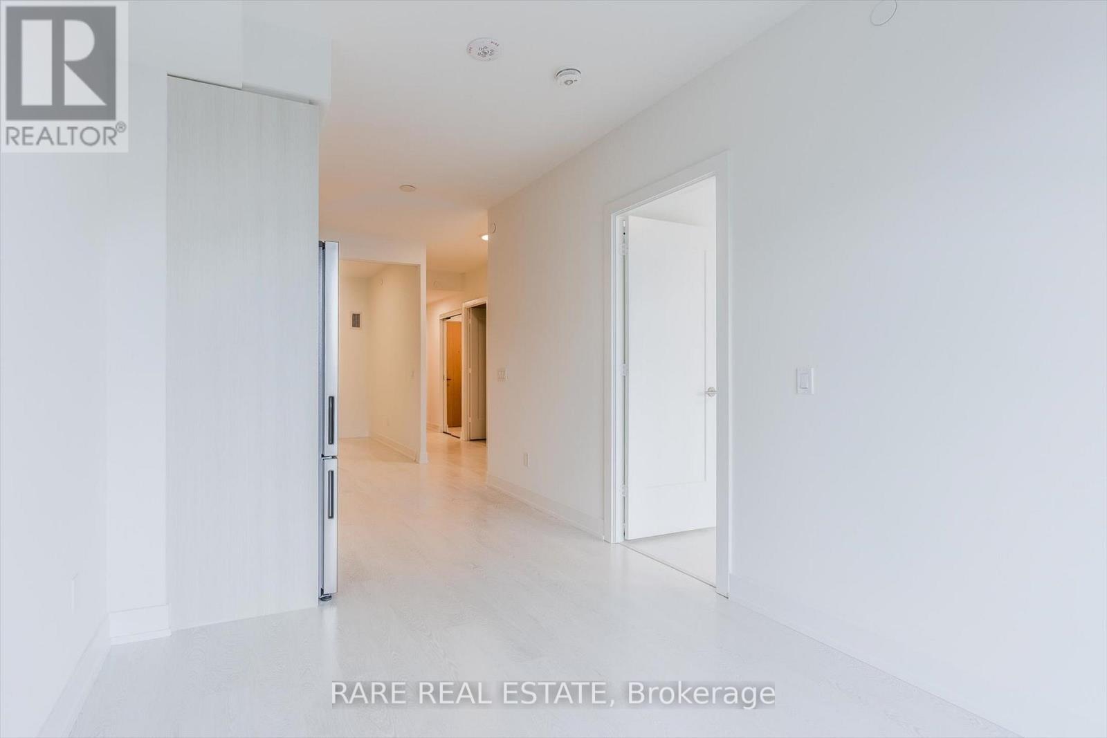 502 - 60 Central Park Road Way, Toronto, Ontario  M9A 3K1 - Photo 8 - W12672684