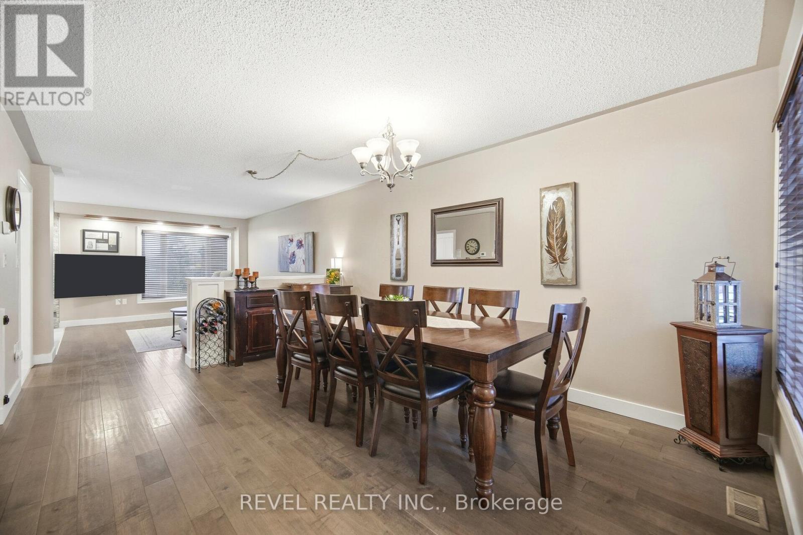 2195 Hummingbird Way, Oakville, Ontario  L6M 3Z6 - Photo 4 - W12672700