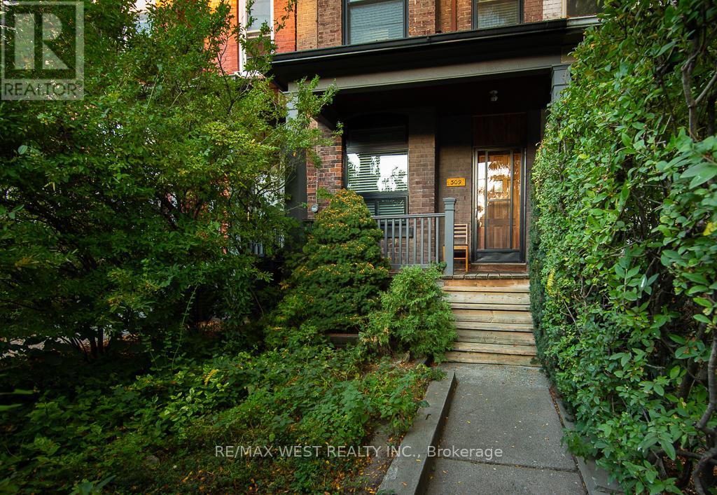 509 Perth Avenue, Toronto, Ontario  M6N 2W6 - Photo 2 - W12672704