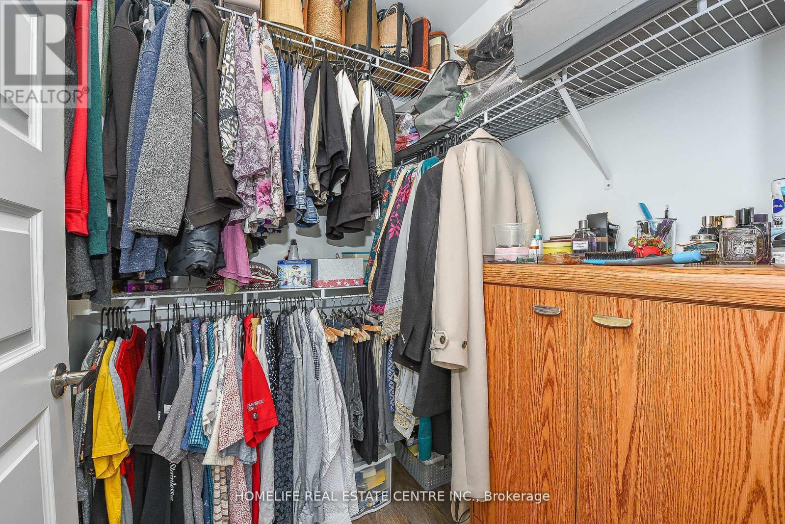 104 - 95 Dundas Street, Oakville, Ontario  L9L 9L9 - Photo 26 - W12672818