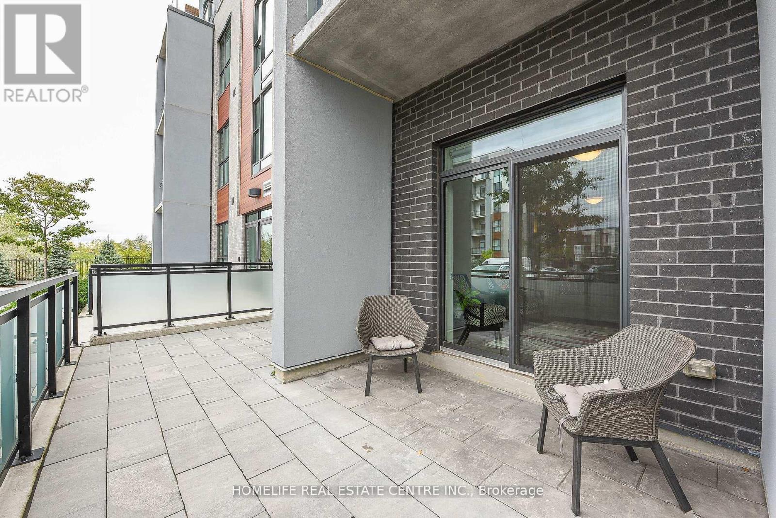 104 - 95 Dundas Street, Oakville, Ontario  L9L 9L9 - Photo 33 - W12672818