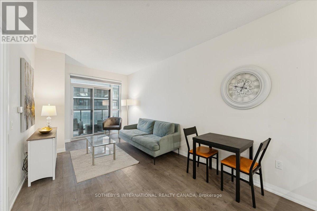 710 - 65 Watergarden Drive, Mississauga, Ontario  L5R 0G9 - Photo 17 - W12672856