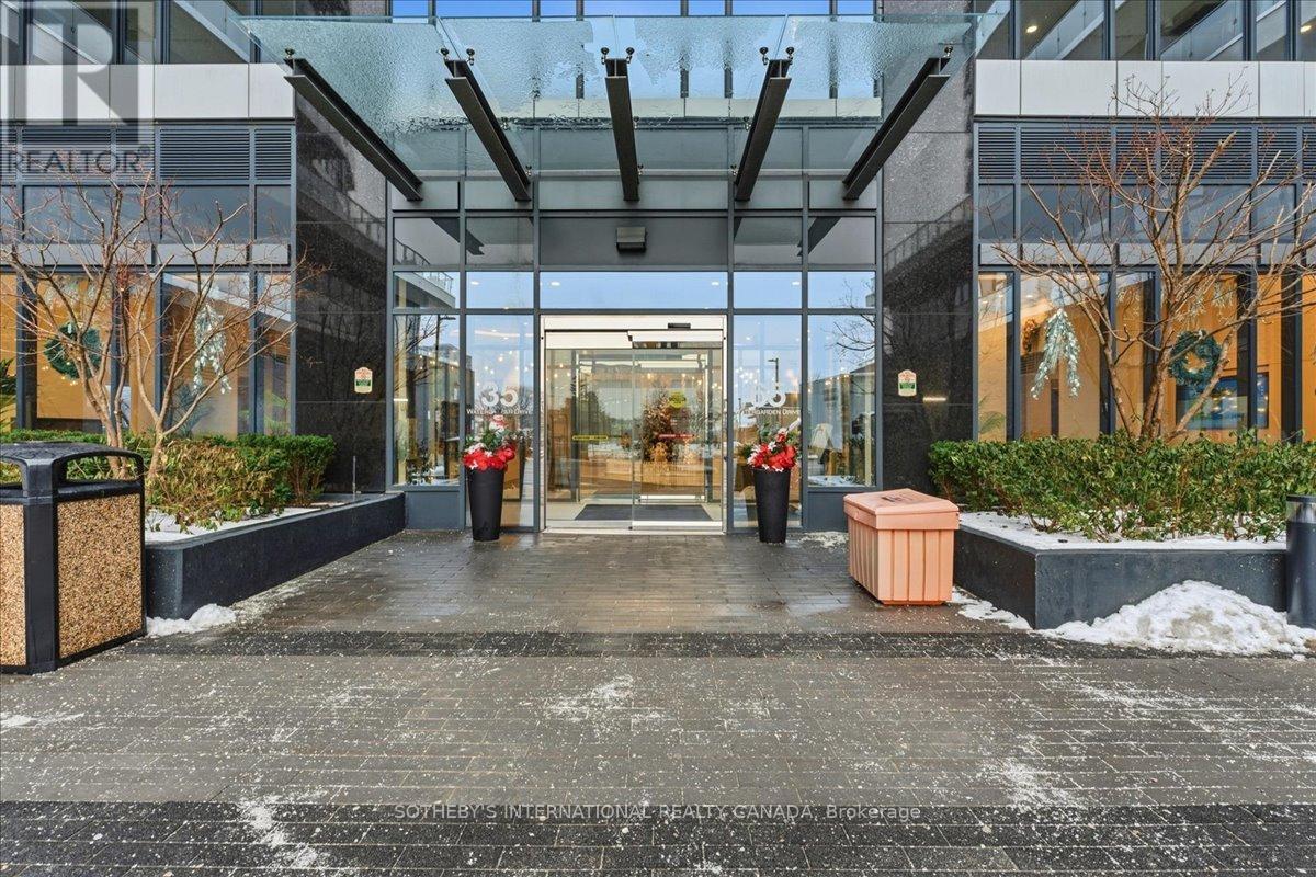 710 - 65 Watergarden Drive, Mississauga, Ontario  L5R 0G9 - Photo 4 - W12672856