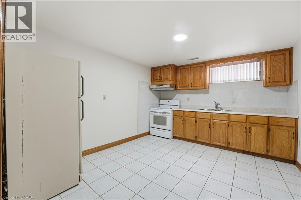 75 Ludlow Crescent, Brantford, Ontario  N3P 1X2 - Photo 35 - 40796616