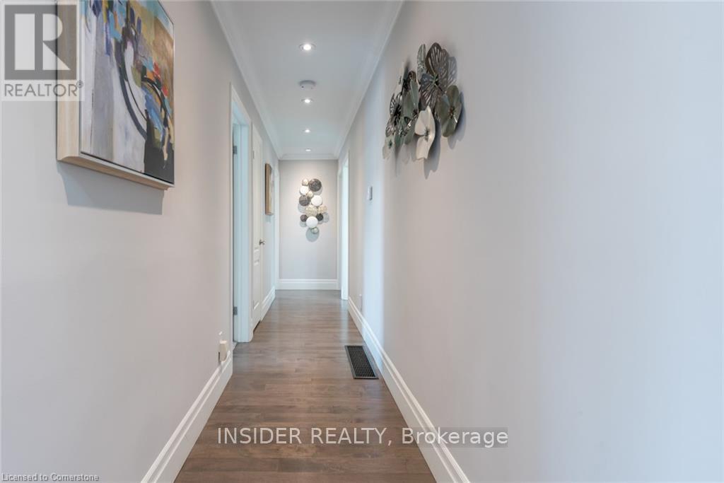 234 Shakespeare Drive, Waterloo, Ontario  N2L 2T6 - Photo 21 - X12672586