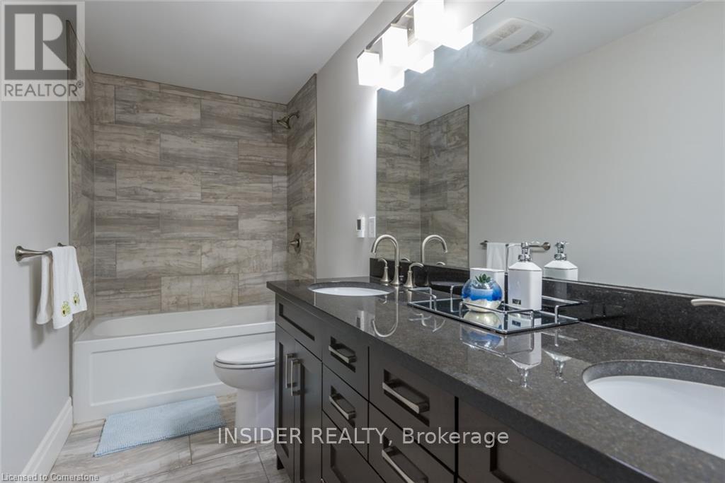 234 Shakespeare Drive, Waterloo, Ontario  N2L 2T6 - Photo 27 - X12672586