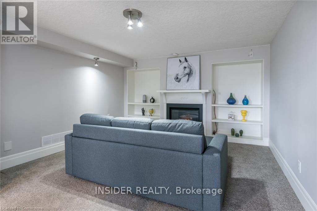 234 Shakespeare Drive, Waterloo, Ontario  N2L 2T6 - Photo 32 - X12672586