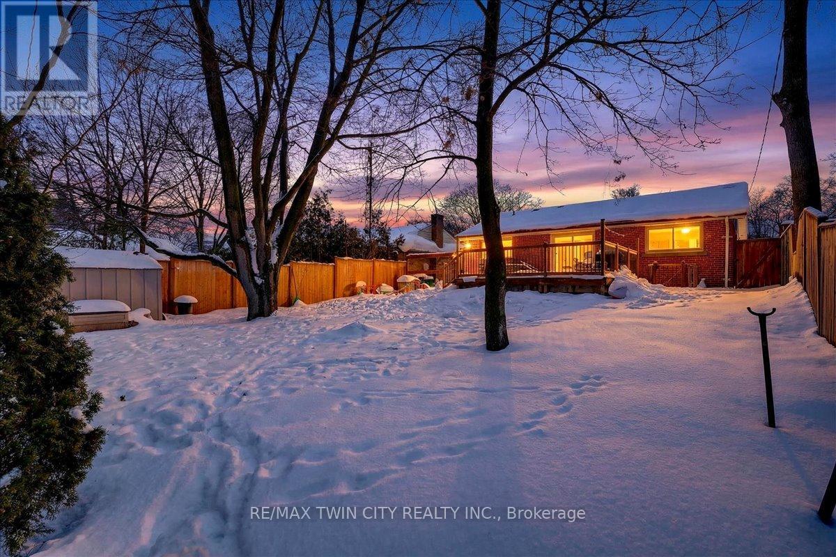 83 Elgin Crescent, Waterloo, Ontario  N2J 2S3 - Photo 45 - X12672608