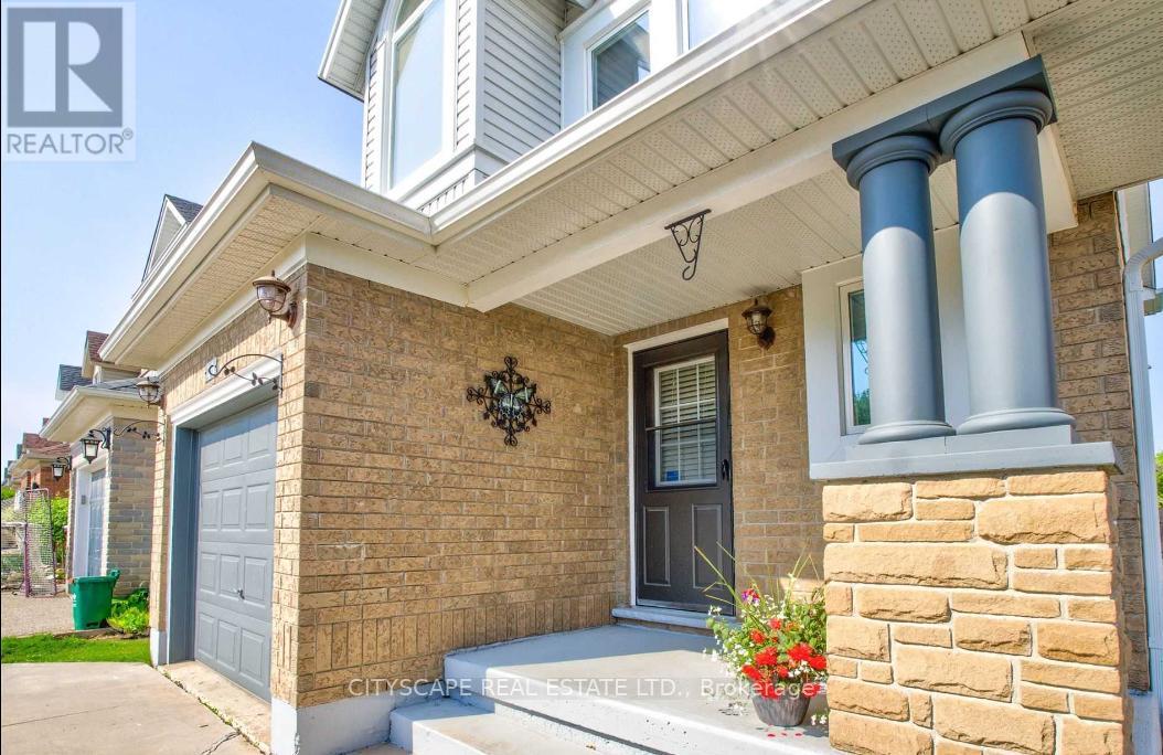 44 Gees Way, Cambridge, Ontario  N3C 4M5 - Photo 2 - X12672644