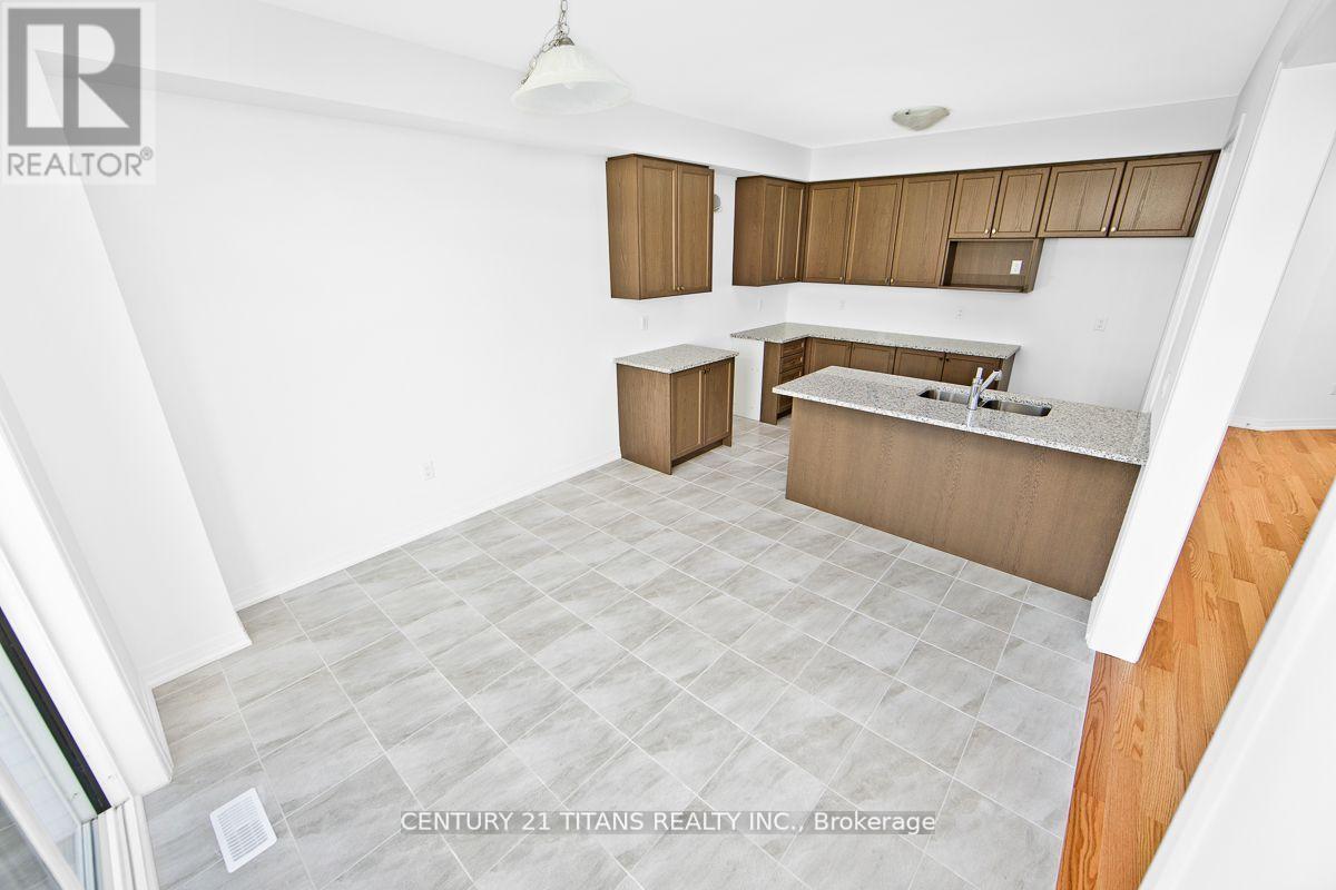 159 Velvet Way, Thorold, Ontario  L2V 0P1 - Photo 12 - X12672664