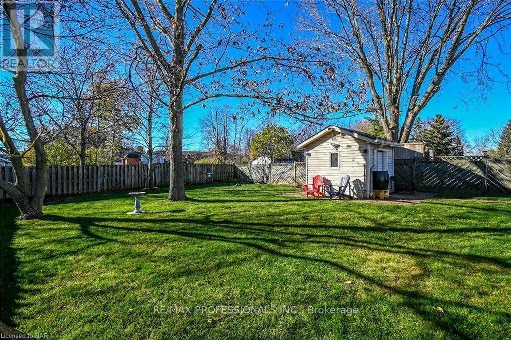 Upper - 100 Larchwood Circle, Welland, Ontario  L3C 6T3 - Photo 20 - X12672720