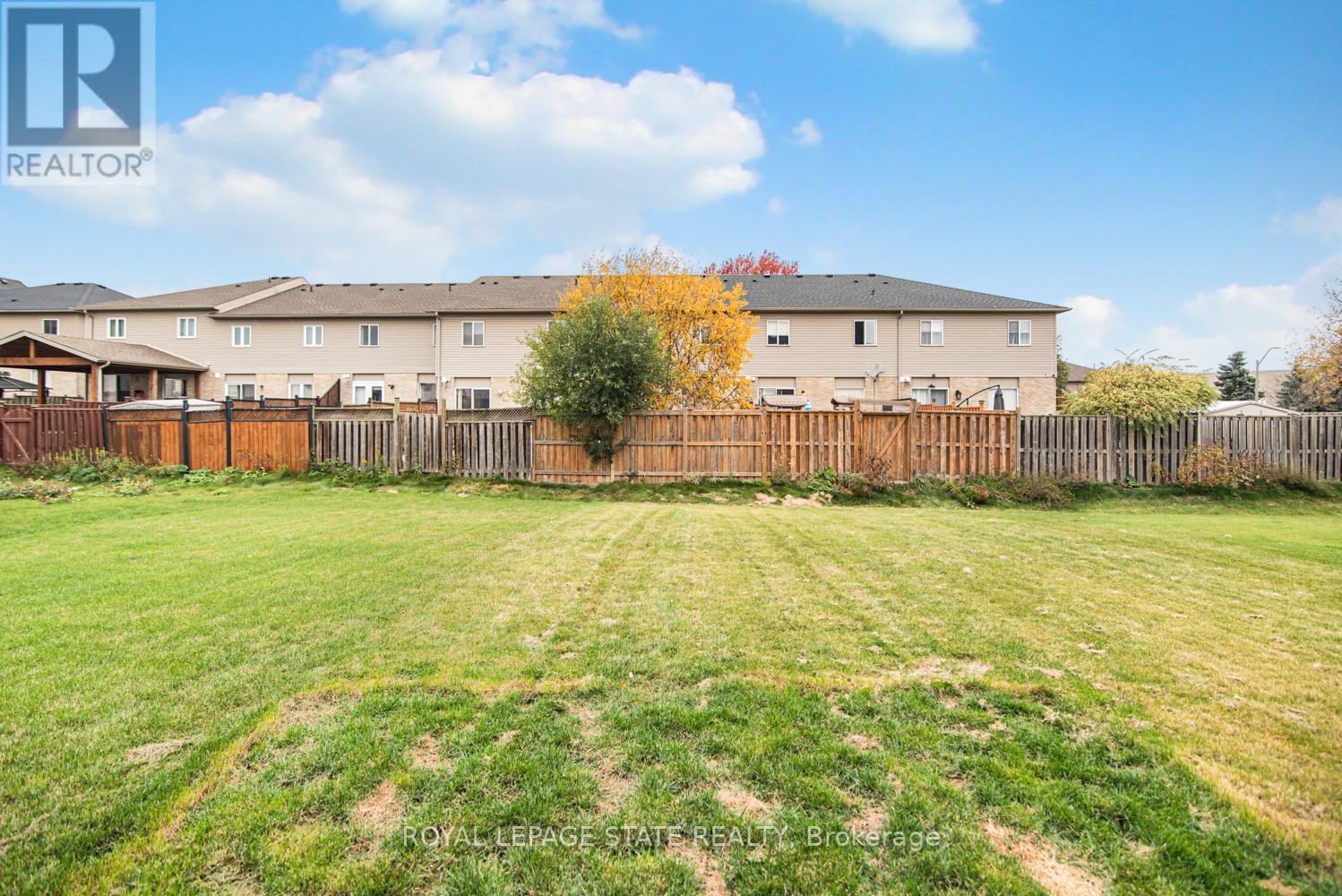 8 Mia Drive, Hamilton, Ontario  L9B 0K1 - Photo 47 - X12672820