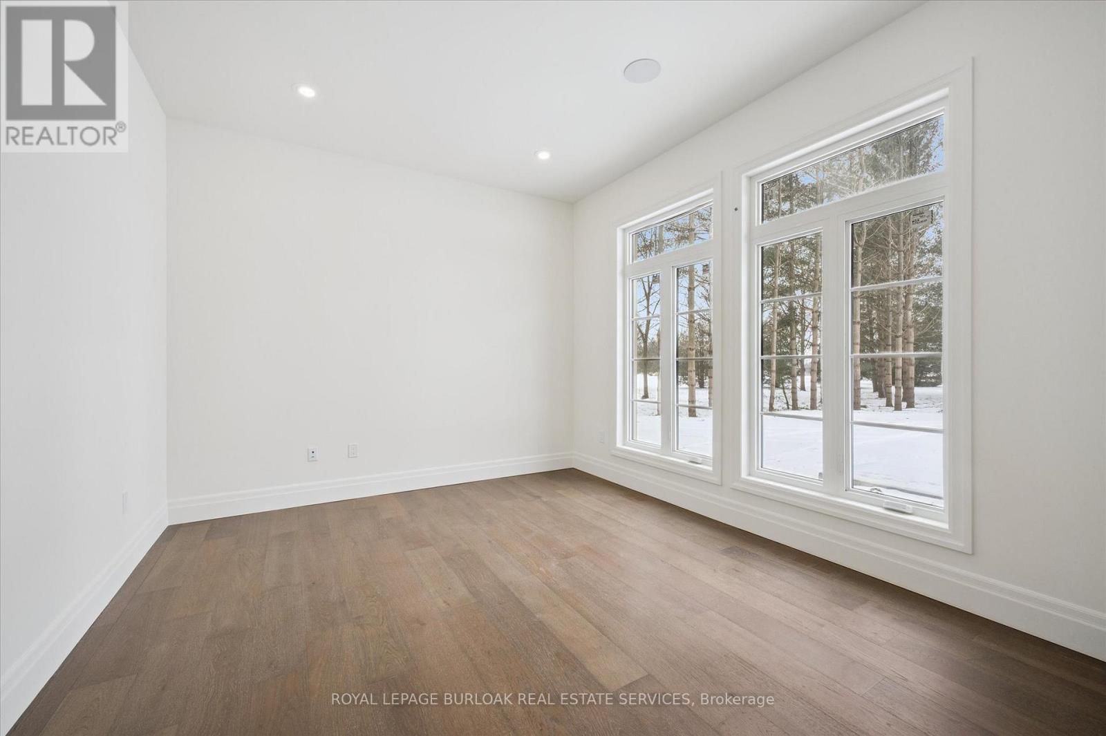 5 West Harris Road, Brant, Ontario  N3T 5L4 - Photo 7 - X12672828