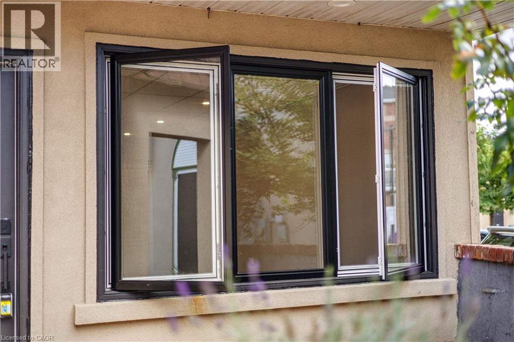 19 Main Street S Unit# 3, Waterdown, Ontario  L0R 2H0 - Photo 3 - 40796727