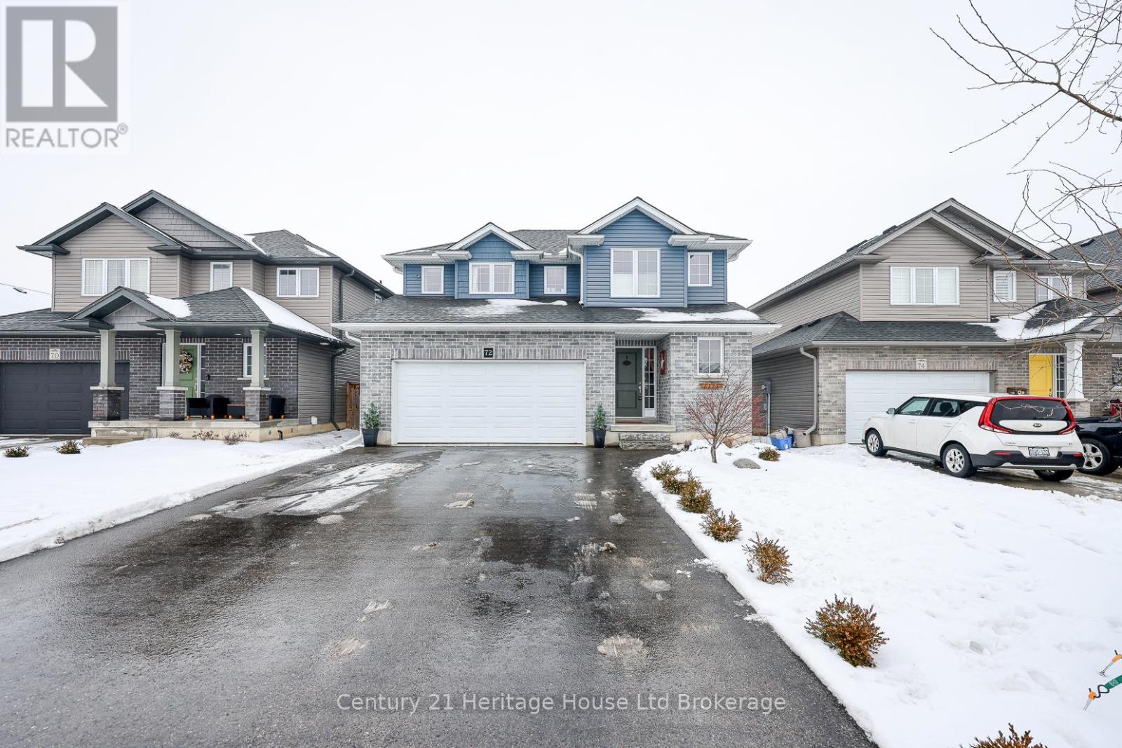 72 Pearl Street, Tillsonburg, Ontario  N4G 0A2 - Photo 2 - X12615442